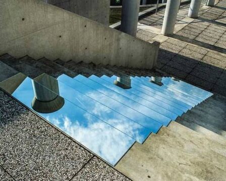 Mirrors-installed-on-stairs-make-it-appear-you’re-walking-amongst-the-clouds1-650×432