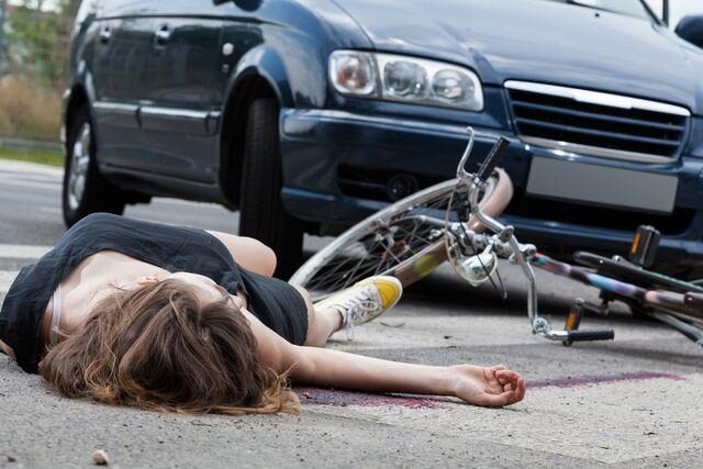 cyklistika_kolo_autonehoda_srazka_dopravni_nehoda