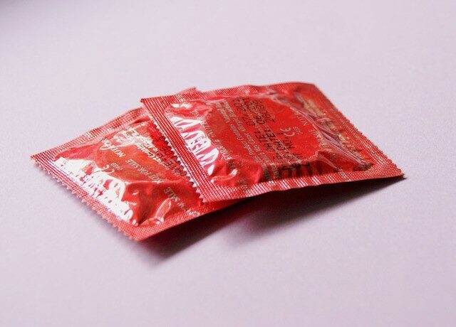 kondomy-prezervativ-ochrana-sex
