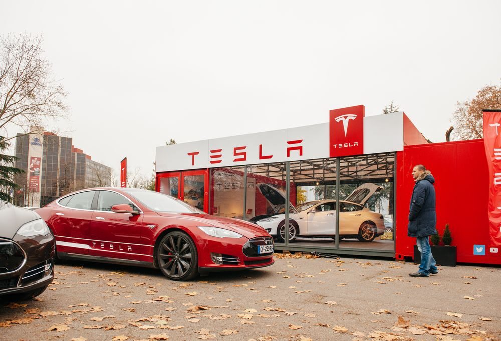 Tesla akcie