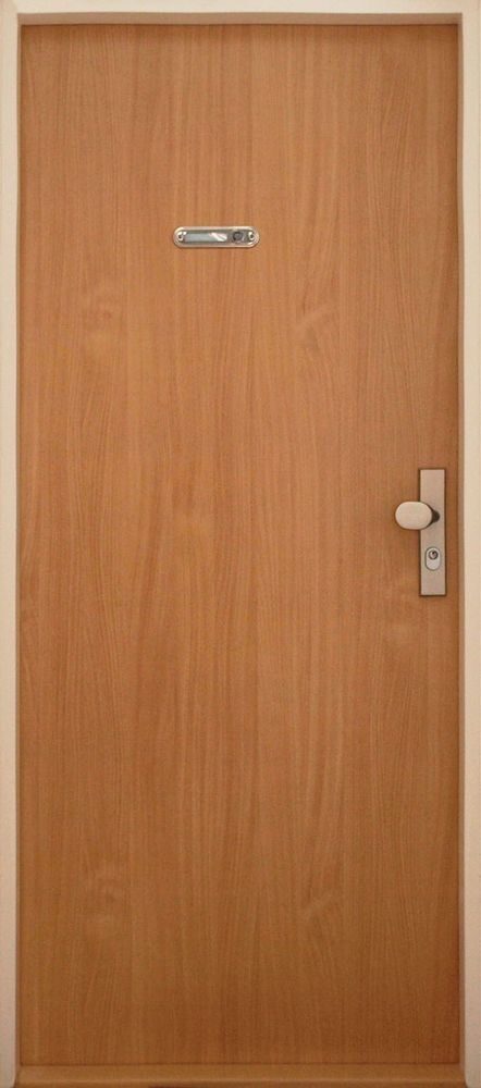 Bezpečnostní dveře do bytu 80