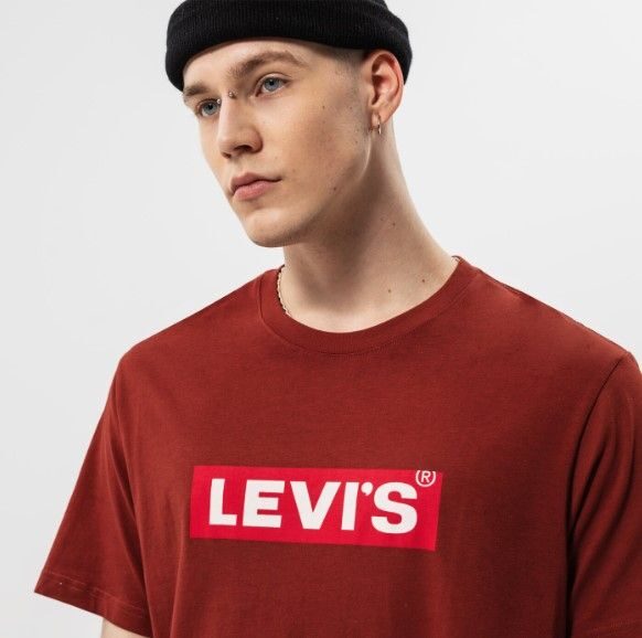Levis