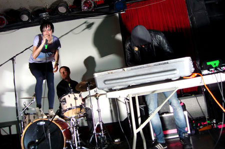 FOTO: Crystal Castles