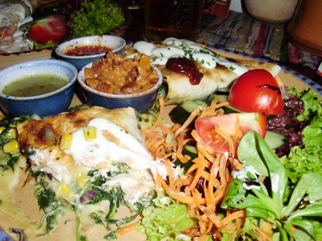 FOTO: Quesadilla zapečená se sýrem a špenátem