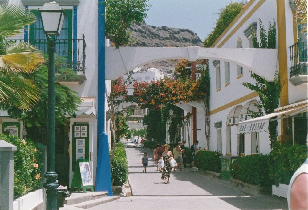 FOTO: ulička v Puerto Mogán