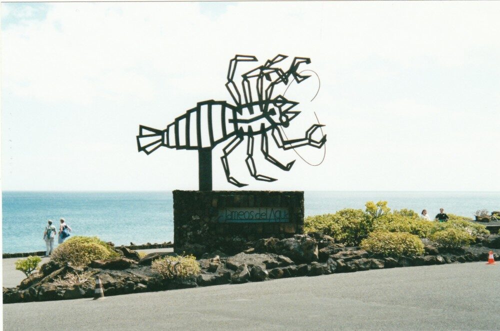 FOTO: Vstup do Jameos de Agua, dílo Césara Manrique