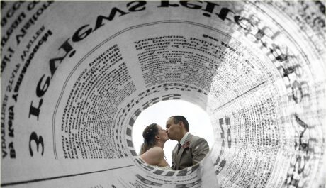 KOLÁŽ: Láska v novinách