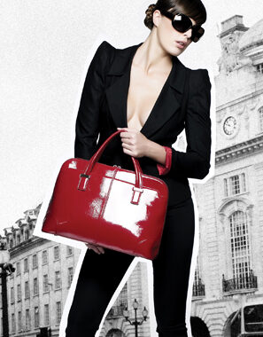 FOTO: kabelka na notebook