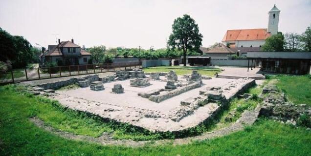 FOTO:Pohled na římský tábor Gerulata