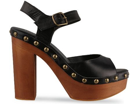 Dřeváky ve formě sandálků od Jeffrey Campbell