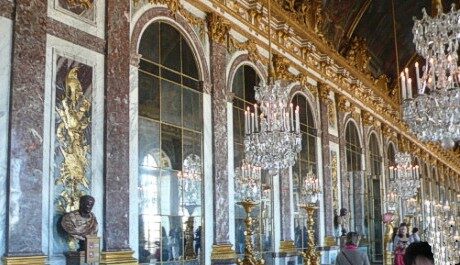 Zrcadlový sál ve Versailles